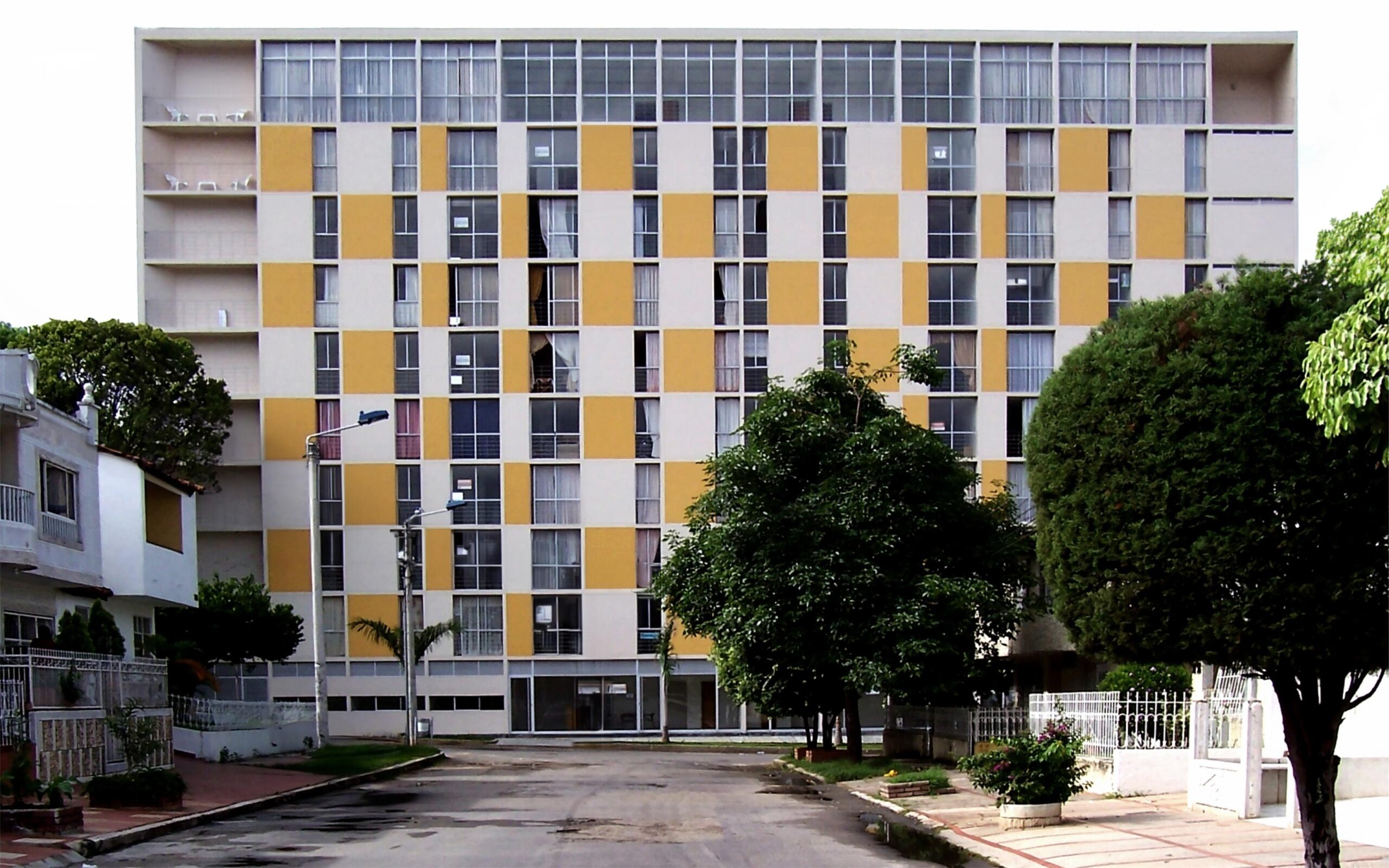 Edificio Diamante Real - Javier Vera Arquitectos