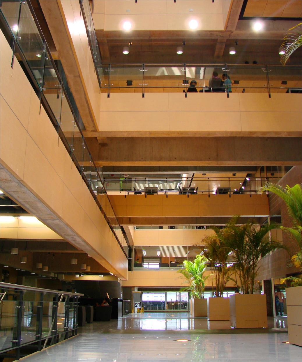 Edificio Mario Laserna - Javier Vera Arquitectos